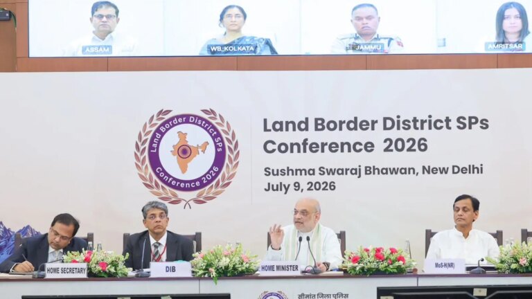घुसपैठ के कारण सीमावर्ती क्षेत्रों में असामान्य जनसांख्यिकीय परिवर्तन: अमित शाह