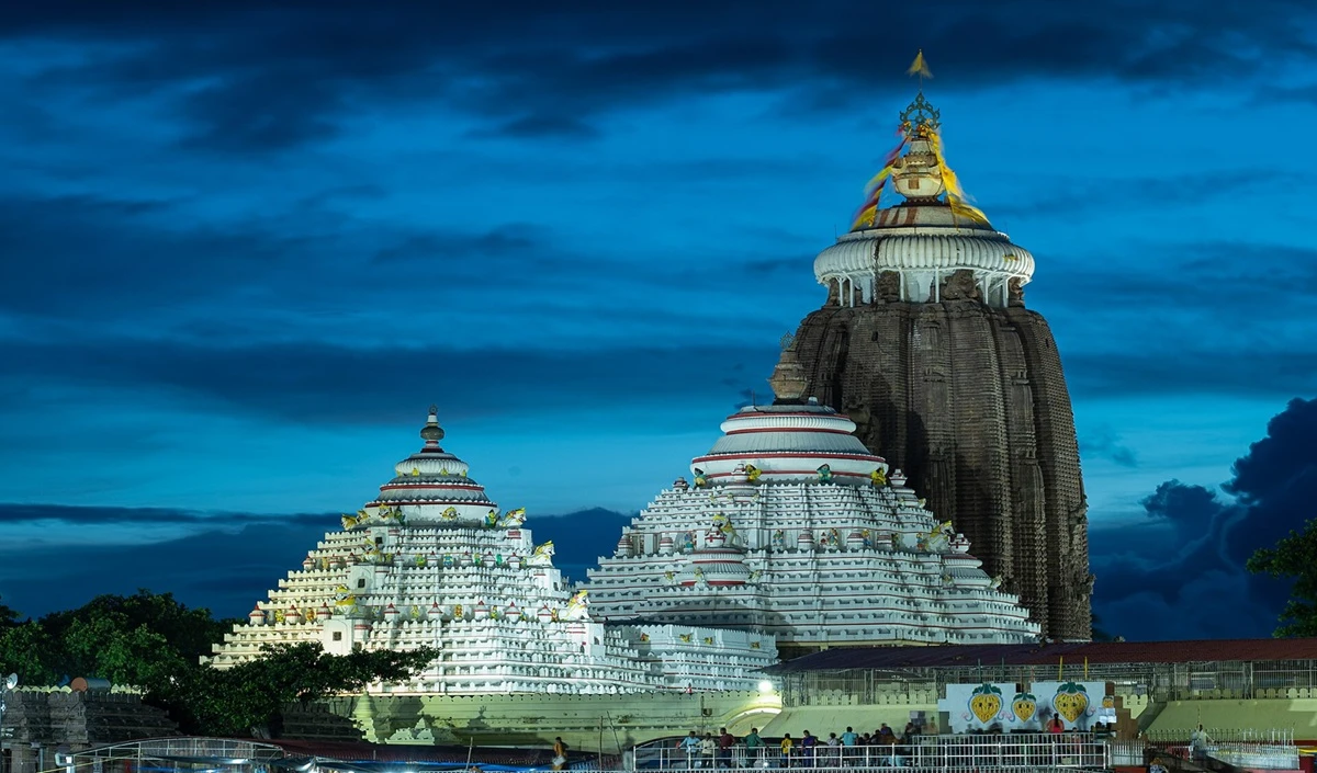 जगन्नाथ मंदिर महत्व: पुरी के जगन्नाथ धाम से जुड़े 5 आश्चर्यजनक तथ्य, मंदिर के ऊपर क्यों नहीं उड़ते पक्षी?