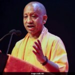 "जिन्ना के उपासक": योगी आदित्यनाथ का कांग्रेस, समाजवादी पार्टी पर कटाक्ष