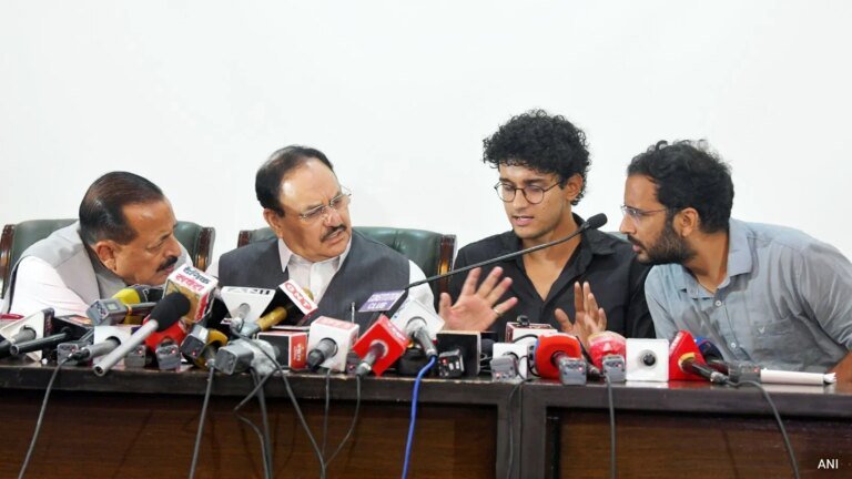 वीडियो: सीजेपी द्वारा विरोध प्रदर्शन समाप्त करने की घोषणा के बाद मंत्री का "तत्काल प्रभाव" अनुस्मारक