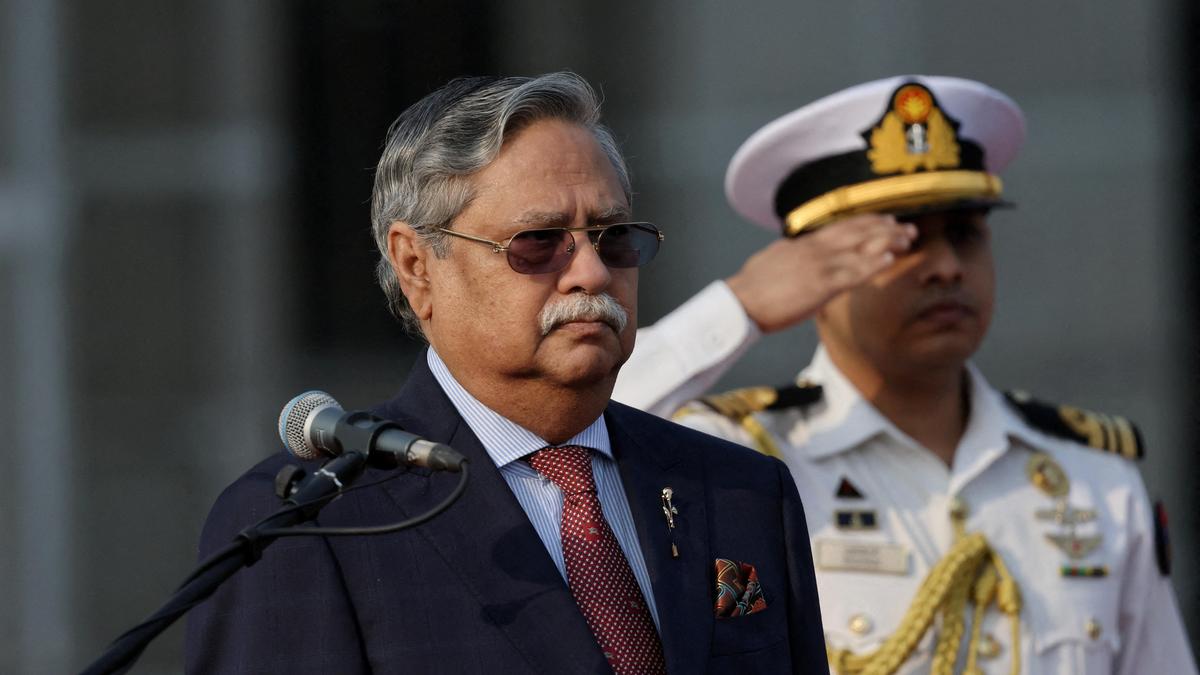 शेख हसीना के लंबे समय तक सहयोगी रहे बांग्लादेश के राष्ट्रपति मोहम्मद शहाबुद्दीन ने इस्तीफा दे दिया है।
