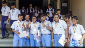 सीबीएसई कक्षा 10 द्वितीय बोर्ड का परिणाम जारी, 3 लाख से अधिक छात्रों ने स्कोर में सुधार किया