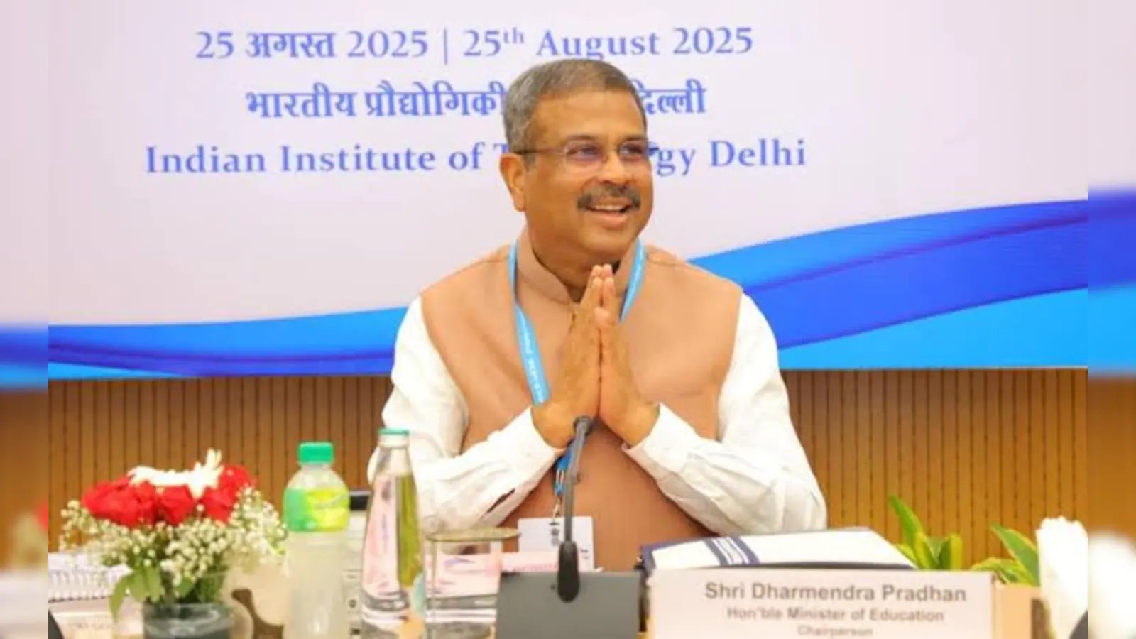 “स्वयं से पहले राष्ट्र”: धर्मेंद्र प्रधान ने दिया इस्तीफा, बीजेपी मंत्रियों, नेताओं की तारीफ की