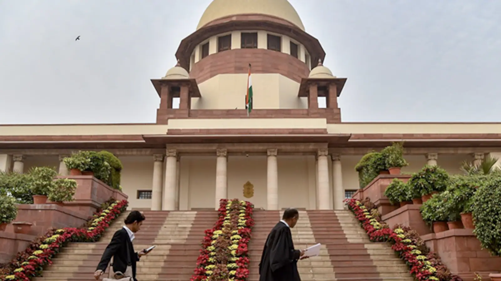 “हताशा की मात्रा देखें”: सुप्रीम कोर्ट ने सीबीएसई के ओएसएम पर छात्रों की चिंताओं को उजागर किया