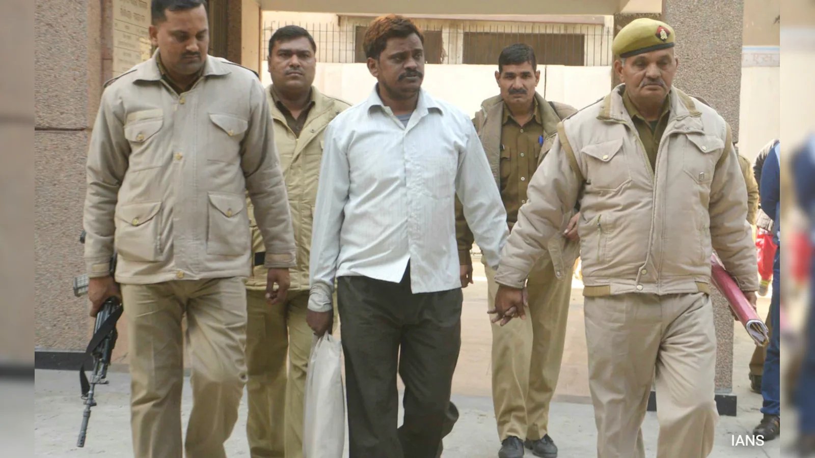 2006 के निठारी हत्याकांड में बरी किए गए सुरिंदर कोली की आत्महत्या से मौत हो गई
