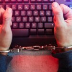 67 लाख रुपये की धोखाधड़ी से पैसे का सुराग, पुलिस ने पीड़ित को 'डिजिटल रूप से गिरफ्तार' किया