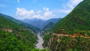 उत्तराखंड ने हिमनद झील बाढ़ के लिए एक प्रारंभिक चेतावनी प्रणाली स्थापित की है