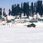 कश्मीर में करोड़ों की जमीन की धोखाधड़ी का खुलासा, अलग-अलग खरीददारों को बेचा गया एक ही प्लॉट!