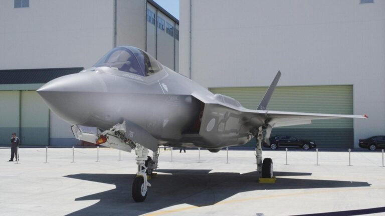 चीन द्वारा F-35 स्टील्थ फाइटर जेट के हिस्से मिलने के बाद पेंटागन इसकी जांच कर रहा है