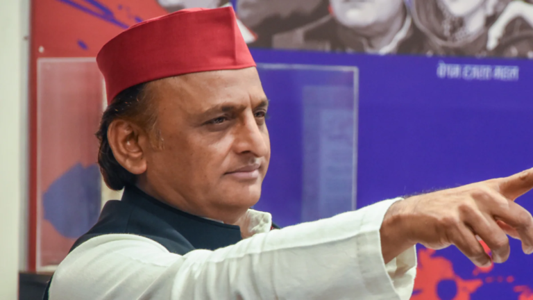 'चुनाव चोरी करने वाला': अखिलेश यादव का कहना है कि ज्ञानेश कुमार को पद छोड़ना चाहिए