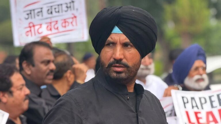 पंजाब कांग्रेस अध्यक्ष अमरिंदर सिंह राजा वारिंग ने दिया इस्तीफा, जल्द चुना जाएगा उत्तराधिकारी