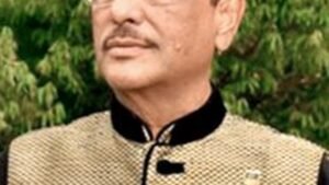 बांग्लादेश ट्रिब्यूनल ने अवामी लीग के सात वरिष्ठ नेताओं को मौत की सज़ा सुनाई है
