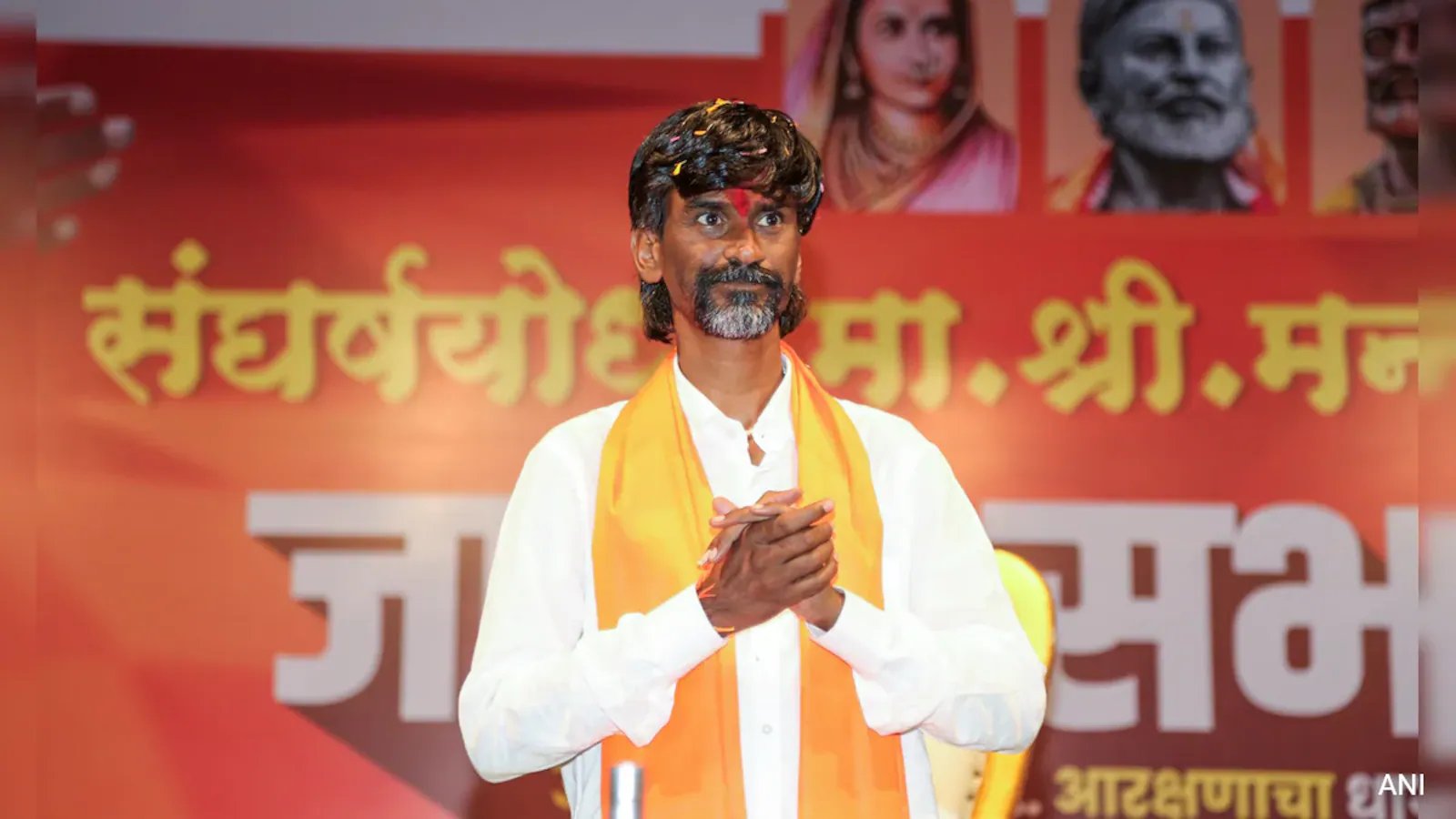 मुंबई में एक्टिविस्ट मनोज जारांगे को पुलिस ने भूख हड़ताल करने की इजाजत नहीं दी