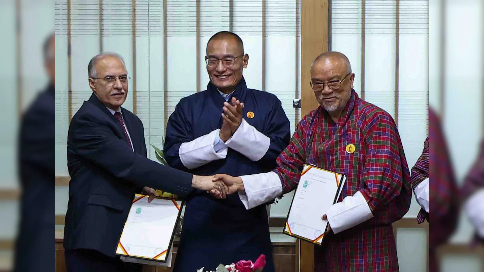 अदानी पावर, ड्रुक ग्रीन पावर भूटान में 770 मेगावाट की जलविद्युत परियोजना स्थापित करेंगे