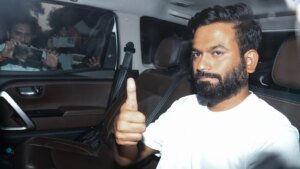 अभिजीत दीपक को अदालत के आदेश पर 'शांति बांड' पर हस्ताक्षर करने के बाद रिहा कर दिया गया