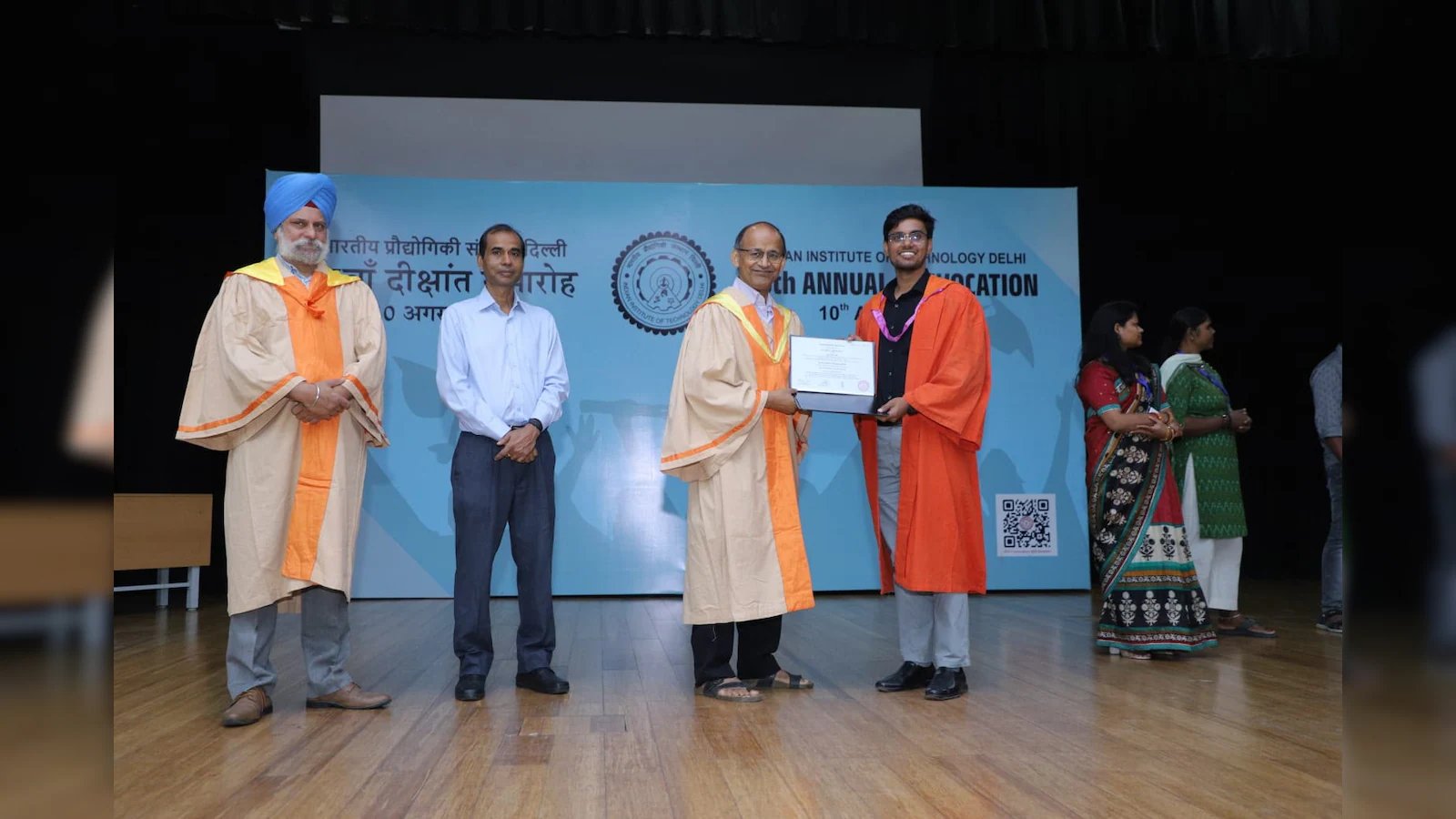 आईआईटी दिल्ली के स्वर्ण पदक विजेता रोनित सिंह: फिएट की नौकरी से लेकर बजाज ऑटो में ईवी बैटरी इंजीनियर तक
