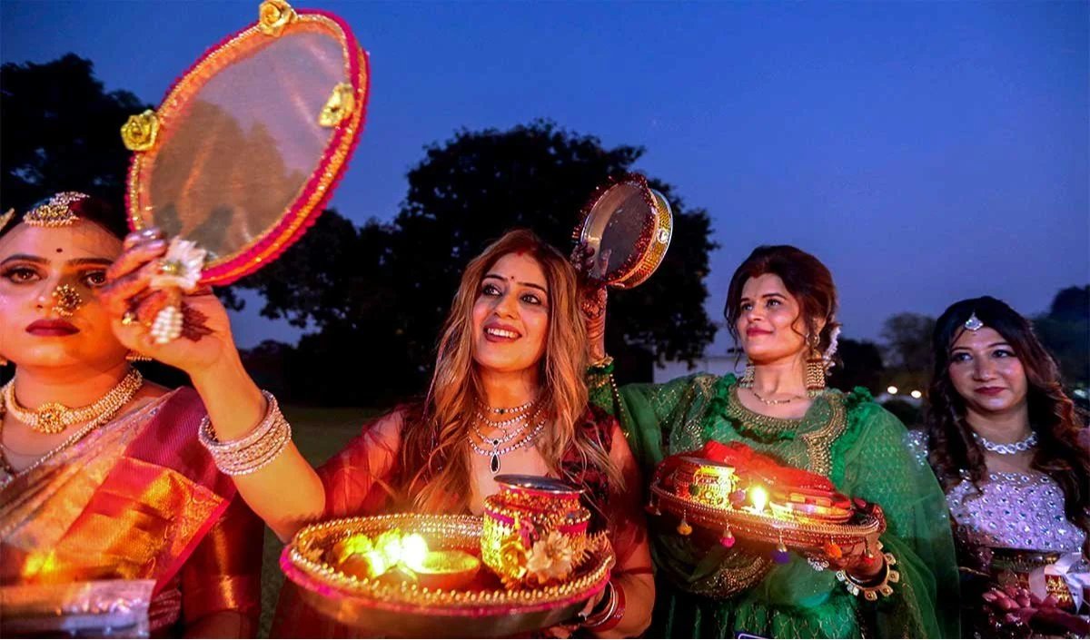 करवा चौथ 2026: करवा चौथ प्रेम, विश्वास और अखंड सौभाग्य का त्योहार है।