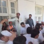 कैमरे पर, कांग्रेस कार्यकर्ताओं ने यूपी प्रमुख के रूप में आराधना मिश्रा के पहले दिन लड़ाई की