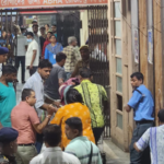 कोलकाता दुर्गा पूजा पंडाल में भगदड़, 13 महिलाओं, 1 बच्चे समेत 17 की मौत