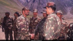 जब नाना पाटेकर ने कारगिल युद्ध के दौरान सेना में सेवा करने के लिए फिल्में छोड़ दीं