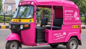 दिल्ली महिलाओं, ट्रांसजेंडर ड्राइवरों के साथ 1,300 गुलाबी इलेक्ट्रिक ऑटो लॉन्च करेगी