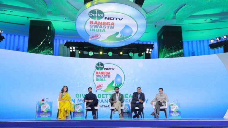 ब्लॉग | स्वच्छ से स्वस्थ तक: एक अभियान के 13 साल, और जो लोग इसे बनाते हैं वे मायने रखते हैं