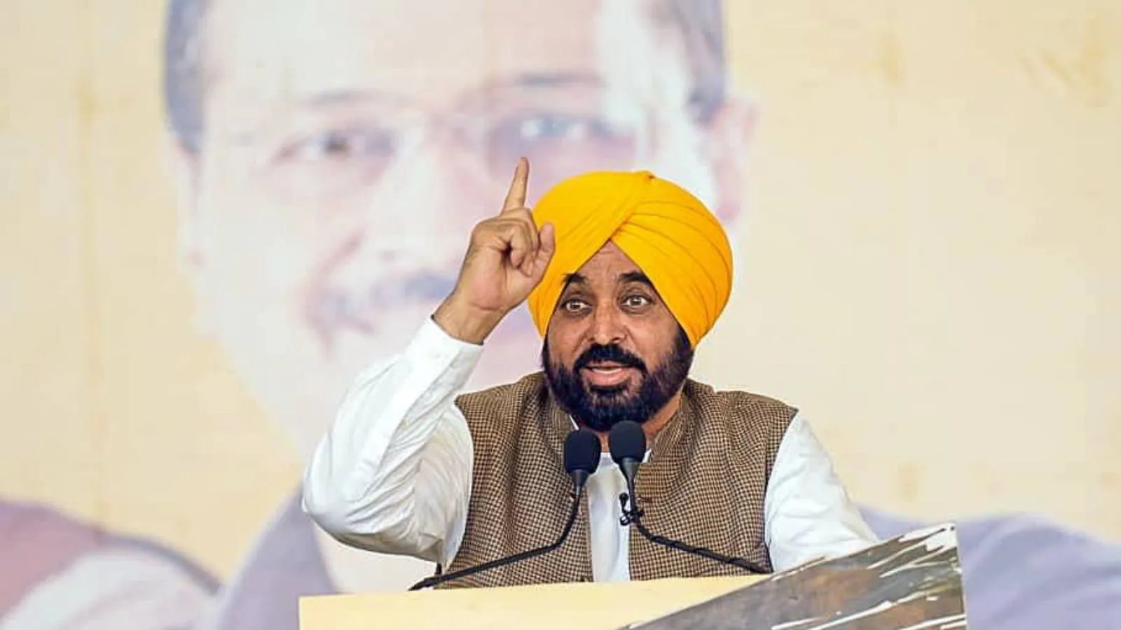 भगवंत मान को दिल्ली एयरपोर्ट पर रोका गया, लगा 50 हजार का जुर्माना, AAP की प्रतिक्रिया