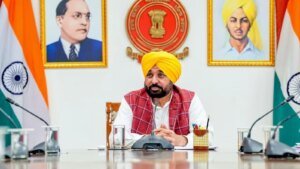 भगवंत मान ने कहा कि जब सीबीआई ने उनके कैंप ऑफिस पर छापा मारा तो 'बीजेपी में हड़कंप' मच गया.