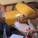 "मुझे फांसी दो": अभिजीत दीपक के मार्च से पहले दिल्ली पुलिस उनके घर पहुंची