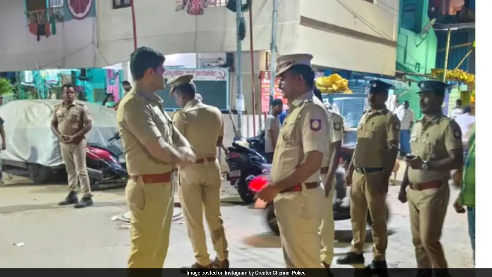 शिक्षक ने छात्र से इंस्टाग्राम पर संपर्क किया और घर आने के दौरान उसके साथ दुर्व्यवहार किया
