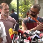 "शेरनी", आदमी के साथ"चिपकना राहुल गांधी की दिल्ली ब्रीफिंग में प्यार का