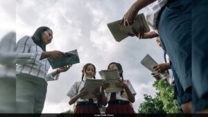 स्कूल असेंबली समाचार मुख्य समाचार (4 अक्टूबर): शीर्ष राष्ट्रीय, विश्व, खेल, शिक्षा समाचार
